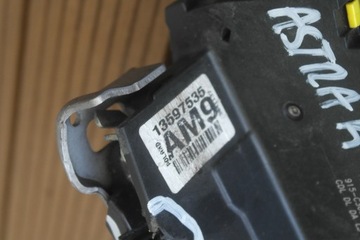 OPEL ASTRA K V 15-21 ZÁMEK DVEŘE PŘEDNÍ LEVÝ 13597535 AM9 EVROPA OE