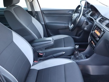 Skoda Rapid II Spaceback 1.2 TSI 90KM 2016 Skoda Rapid 1.2 TSI, Salon Polska, Klima, zdjęcie 8