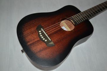 HARLEY BENTON DELTA BLUES T TRAVEL ГИТАРА 3/4