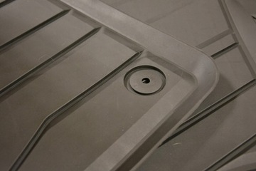 VOLKSWAGEN Passat B8 2014-... резиновые коврики