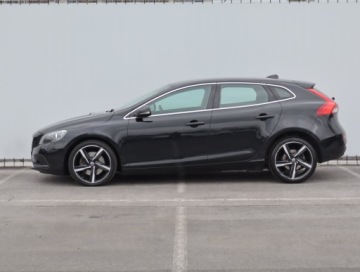 Volvo S40 II 2014 Volvo V40 2.0 D4, 187 KM, Skóra, Navi, Klima, zdjęcie 2