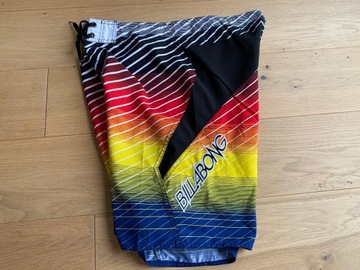 BILLABONG Boardshorty 38 XL / 7990