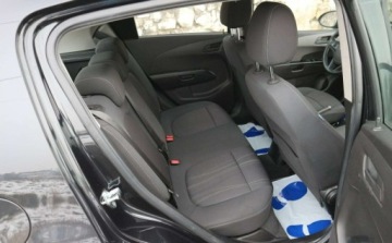 Chevrolet Aveo T300 Hatchback 5d 1.2 86KM 2011 Chevrolet Aveo Chevrolet Aveo II (T300) 1,2- 86 KM Tempomat Multifunkcja B, zdjęcie 6