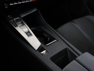 Peugeot 308 III Hatchback Plug-In 1.6 Hybrid 180KM 2022 Peugeot 308 PHEV półskóra i-cocpit navi klima, zdjęcie 32