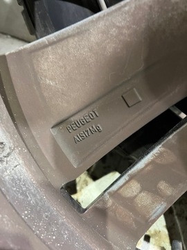 KOMPLET KOLA FELG RÁFKY 3008 5008 II R19 5X108 ET38 7" 9809685477 ZIMNÍ