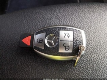 Mercedes GLA I 2018 Mercedes-Benz GLA 2018 MERCEDES-BENZ GLA 250 4MATIC 2.0 Benzyna 208KM, zdjęcie 10