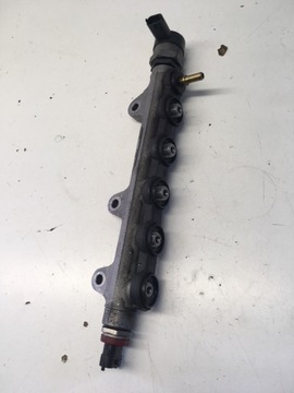 LISTWA WTRYSKOWA 8200842432 LAGUNA III 3 2,0 DCI