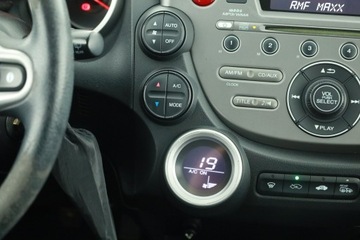 Honda Jazz III 1.4 i-VTEC 100KM 2008 Honda Jazz 1.4 i-VTEC, Klima, Klimatronic, zdjęcie 9