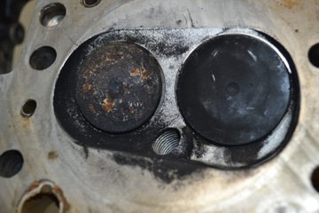 Mercedes R107 SL SLC 350 3.5 M116 Головка правая