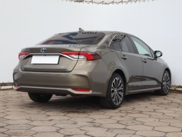 Toyota Corolla XII Sedan 1.8 Hybrid 122KM 2020 Toyota Corolla 1.8 Hybrid, Salon Polska, zdjęcie 4