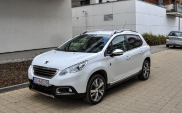 Peugeot 2008 I SUV 1.2 PureTech 110KM 2015 Peugeot 2008 2015 r. 107 tys. km Skory Bezwypadkowy 1.2 Benzyna 110KM