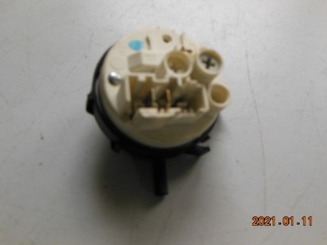 hydrostat pralki Whirlpool AWOC74203PBL