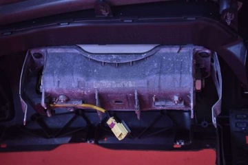 DESKA ROZDĚLOVAČE KONZOLA KOKPIT AIRBAG EU SKODA OCTAVIA 2 II 04-08