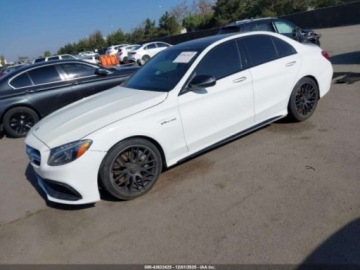 Mercedes Klasa C W205 2017 Mercedes-Benz Klasa C 63 AMG 2017 4.0 Benzyna 469KM, zdjęcie 1