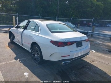 Mercedes Klasa E W214 2024 Mercedes-Benz Klasa E 350, 2024r., 4x4, 2.0L 2.0 Benzyna 255KM, zdjęcie 3