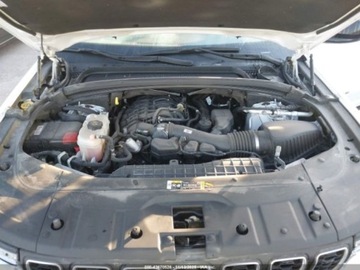 Jeep Grand Cherokee V 2023 Jeep Grand Cherokee 2023 Jeep Grand Cherokee Laredo 4x4 3.6 Benzyna 293KM, zdjęcie 9