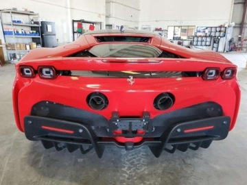 Ferrari 2023 Ferrari SF90 Stradale 2023 Ferrari SF90 Stradale Coupe 4.0 Benzyna 986KM, zdjęcie 2
