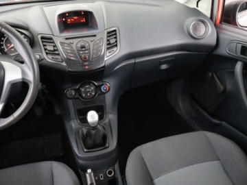 Ford Fiesta VII Hatchback 5d 1.25 Duratec 82KM 2012 Ford Fiesta 1.25, Salon Polska, Klima, zdjęcie 7