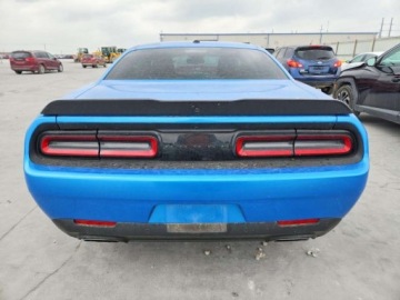 Dodge Challenger III 2023 Dodge Challenger R 2023 5.7 Benzyna 375KM, zdjęcie 2