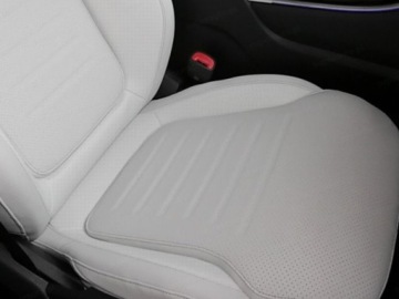 Mercedes GLC C254/X254 Coupe 2.0 220d 197KM 2025 MERCEDES-BENZ GLC 220 d 4-Matic AMG Line 2.0 (197KM) 2025, zdjęcie 6