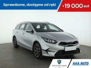 Kia Ceed III Kombi Facelifting 1.5 T-GDI 160KM 2022 Kia Ceed 1.5 T-GDI, Salon Polska, Serwis ASO