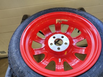 JAGUAR XF - KOLO DOJEZDOVÉ Z PNEUMATIKA PIRELLI