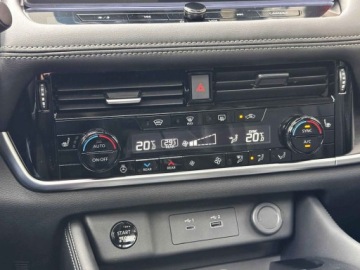 Nissan X-Trail IV 1.5 VC-T e-POWER 213KM 2025 Od ręki - Tekna e-POWER 4WD 1.5 213KM, zdjęcie 9