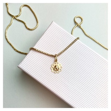 AŻUROWY DIAMENTOWANY MEDALIK MATKA BOSKA ZŁOTO 585