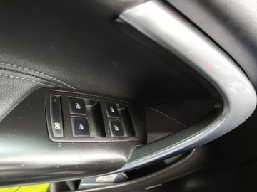 Opel Insignia I Hatchback 2.0 CDTI ECOTEC 160KM 2010 Opel Insignia Krajowy, bogata wersja., zdjęcie 14
