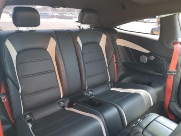 Mercedes Klasa C W205 2017 Mercedes-Benz Klasa C 63 AMG-S 2017 4.0l 4.0 Benzyna 503KM, zdjęcie 10