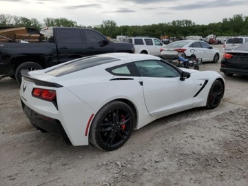 Chevrolet Corvette C7 2016 Chevrolet Corvette 2016 Stingray Z51 2LT 6.2 Benzyna 460KM, zdjęcie 4