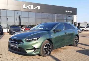 Kia Ceed III Hatchback Facelifting  1.5 T-GDI 140KM 2024 Kia Ceed MSMT 1,5T-GDI 140KM DCT Salon Polska 1.5 Benzyna 140KM