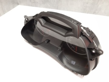 СЧЕТЧИК ЧАСОВ AUDI A4 B8 2.0 TFSI 8K0920930M EU