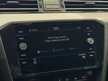 Volkswagen Passat B8 Variant Facelifting 2.0 TDI SCR 150KM 2020 Volkswagen Passat EVO Business Kamera cofania Asystent parkowania ACC, zdjęcie 25