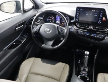 Toyota C-HR I Crossover Facelifting 2.0 Hybrid Dynamic Force 184KM 2020 Toyota C-HR 2.0 Hybrid, Salon Polska, Serwis ASO, zdjęcie 6