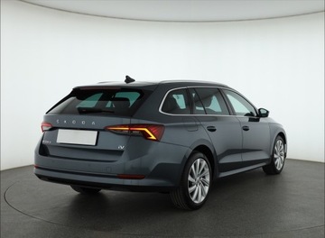 Skoda Octavia IV 2021 Skoda Octavia 1.4 TSI iV, Salon Polska, zdjęcie 4
