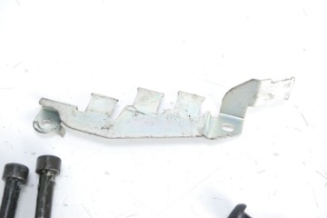 Болт наполнителя рамы YAMAHA FZ6 S2 Fazer