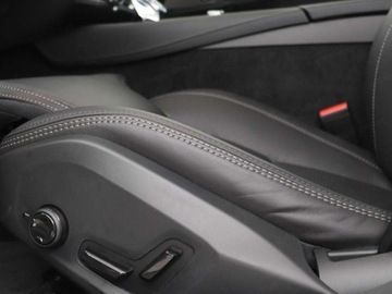 Volvo V90 II 2025 VOLVO V90 T6 AWD Plug-In Hybrid Plus Dark Combi 2.0 (398KM) 2025, zdjęcie 5