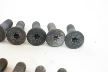 БОЛТЫ КРЕПЛЕНИЯ ПЕРЕДНЕГО ТОРМОЗНОГО ДИСКА BMW R 1250 GS 2024