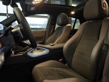 Mercedes GLE V167 SUV Facelifting 2.0 300d 269KM 2025 GLE Coupe 300 d 4-Matic AMG Line 2.0 (269KM) 2025, zdjęcie 3