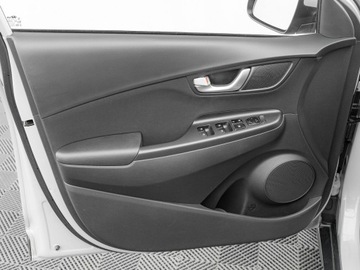 Hyundai Kona I Crossover Facelifting 1.6 T-GDI 198KM 2021 Hyundai Kona WD0745U#1.6 T-GDI Style DCT Podgrz.f, zdjęcie 11