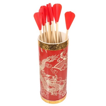 КРАСНЫЕ СПОРТИВНЫЕ ИГРУШКИ