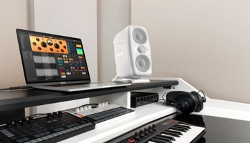 IK Multimedia iLoud MTM White — активный монитор