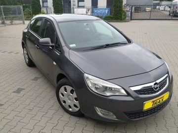 Opel Astra J Hatchback 5d 1.6 Twinport ECOTEC 115KM 2011 Opel Astra 1,6 115 KM ,Salon Polska, zdjęcie 12