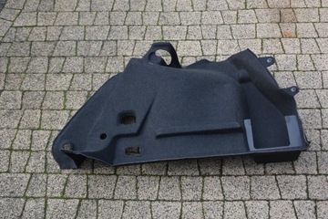 BOCZEK BAGAŻNIKA PRAWY VW GOLF 7 HB 5G6867428F