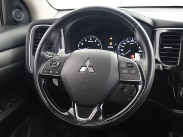 Mitsubishi Outlander III 2016 Mitsubishi Outlander 2.0, Serwis ASO, Automat, zdjęcie 18