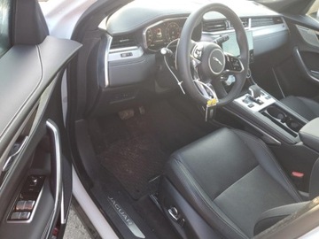 Jaguar F-Pace 2024 Jaguar F-Pace R-Dynamic S, 2024r., 4x4, 2.0L 2.0 Benzyna 246KM, zdjęcie 7
