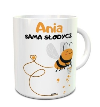 KUBEK PSZCZÓŁKA SŁODYCZ z własnym IMIENIEM prezent