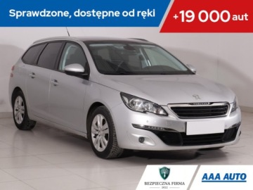 Peugeot 308 II SW 1.6 BlueHDi 120KM 2016 Peugeot 308 1.6 BlueHDi, Navi, Klima, Klimatronic