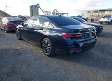 BMW Seria 7 G11-G12 Sedan Facelifting 4.4 750i 530KM 2020 BMW Seria 7 BMW 750I XDRIVE 4.4 Benzyna 530KM, zdjęcie 4